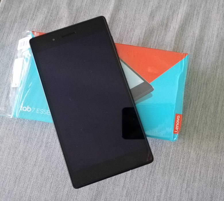 Таблет Lenovo Tab 7 Essential
