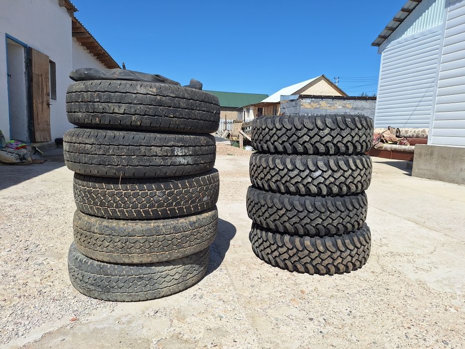 Продам шины на ниву размер R 15