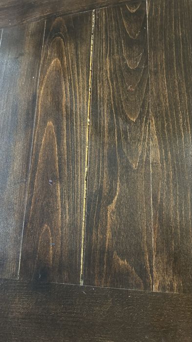 O masa mare si una mica, lemn masiv