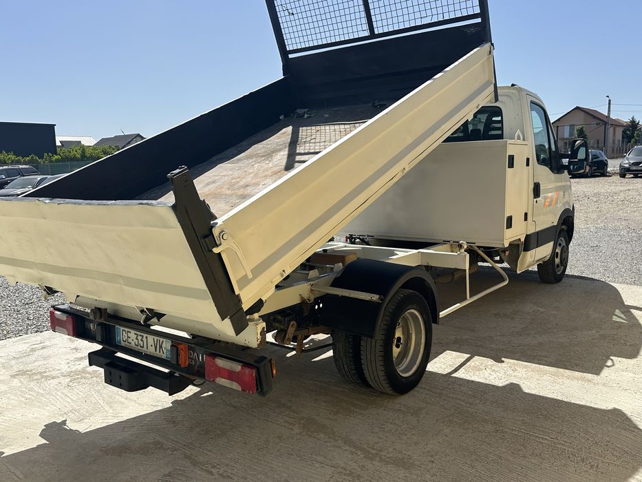 Iveco Daily 3.5 T Cat B !! Basculabil 3 Parti !!