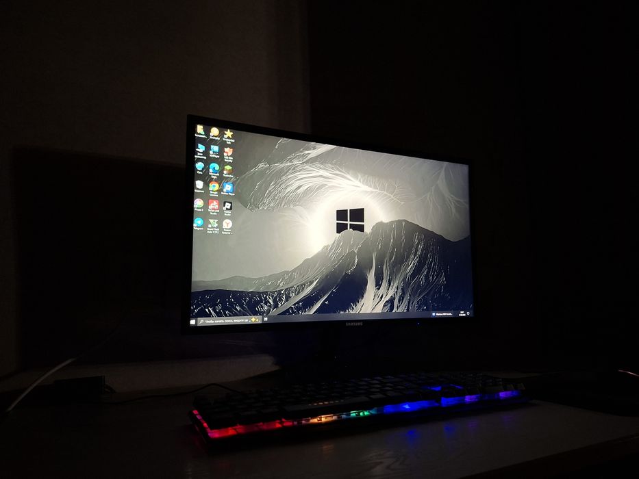 Продам  компютер