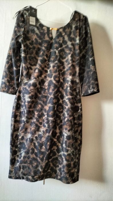 Одежды б/у, цена разные очень доступной цене