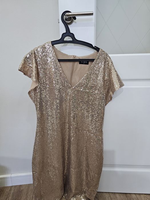 Продам платья маме и дочке