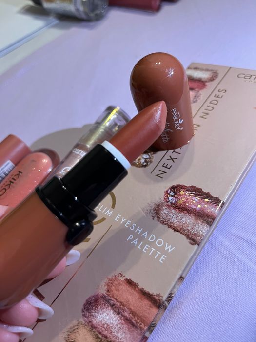 Pachet rujuri/rimel/paleta farduri de ochi/clama de par