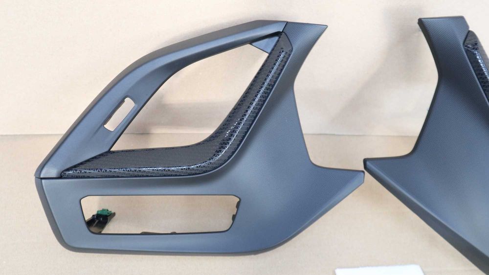 Лайсна табло БМВ Ф40 Ф44 Цвят Берлин, с подсветка BMW F40 F44