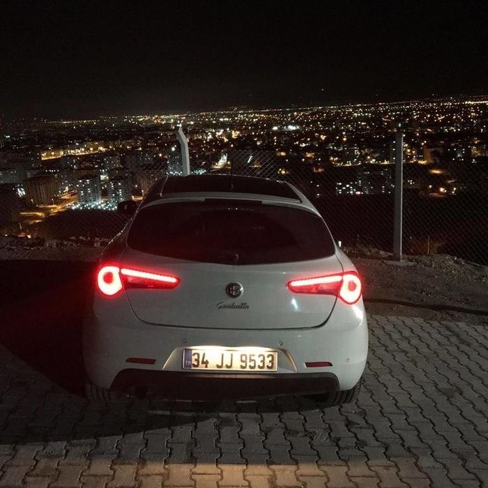 Alfa Romeo Giulietta Алфа Ромео Жулиета 1.4 1.8 бензин 2.0 дизел