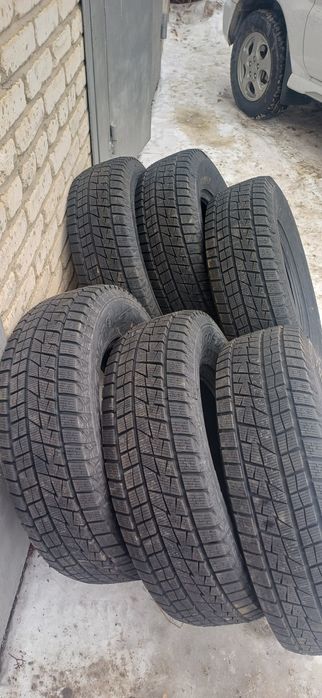 Продам резину новую размер 16