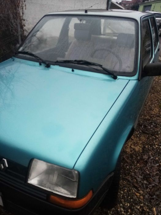 Renault  5. 1986