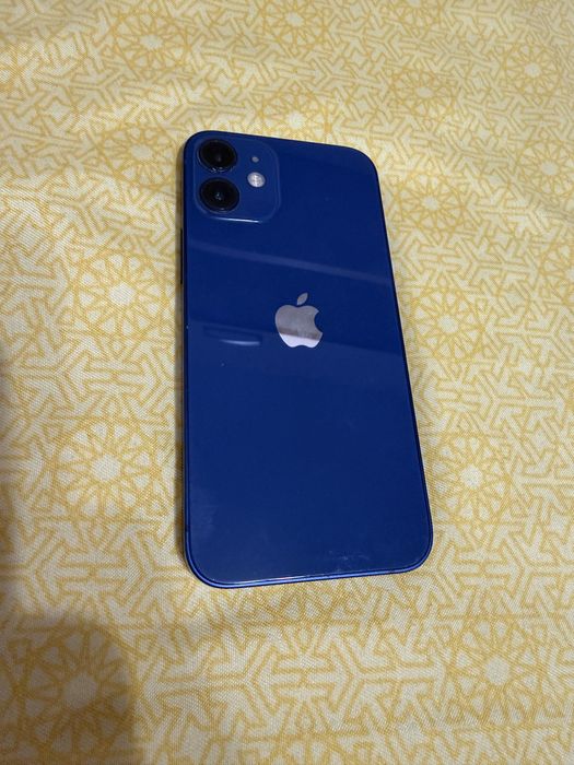 Iohone 12 mini 750 lei