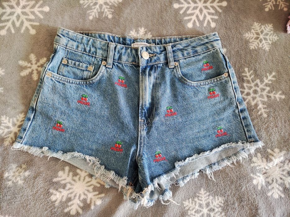 Дънки Bershka,Stradivarius