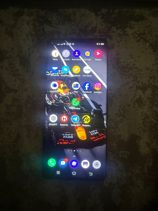 Обменаю телефон vivo x50 pro