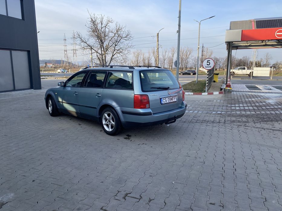 VOLKSWAGEN Passat 1992 — imagine 4