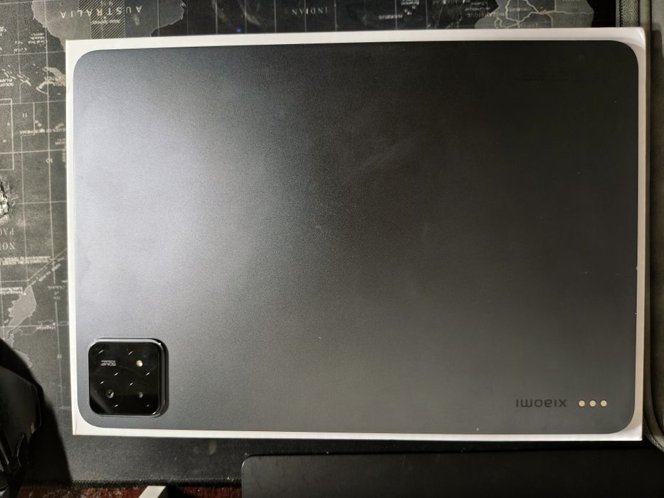 Xiaomi pad 6s pro 256gb с калъф и чантичка