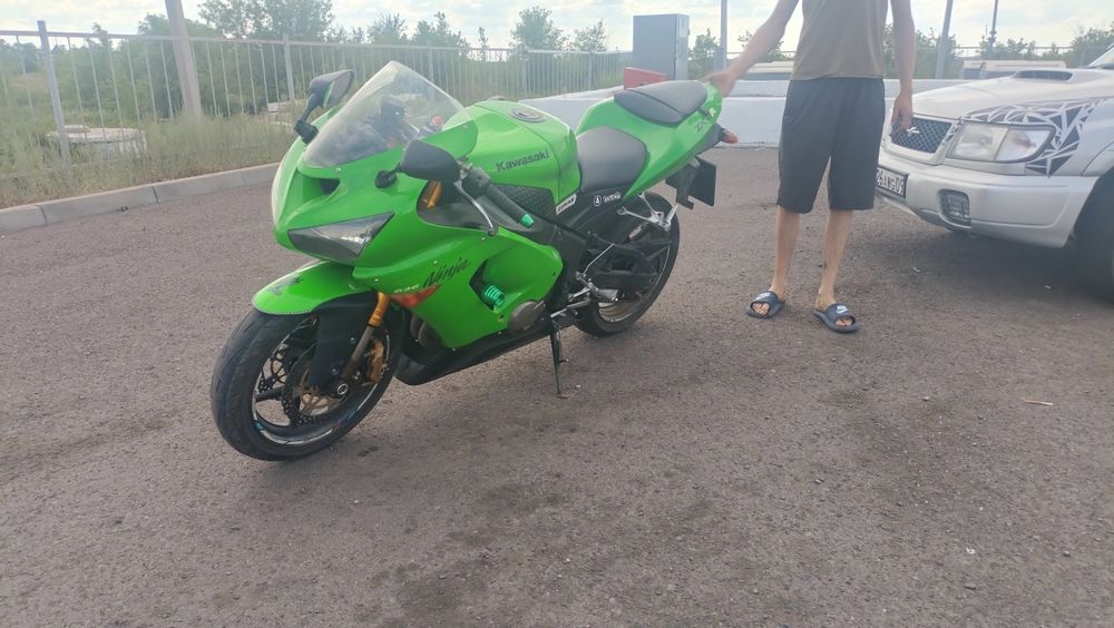 Продам Kawasaki ZX-6