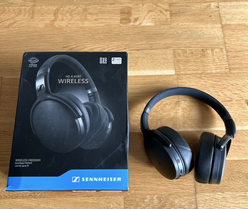 Bluetooth слушалки Sennheiser HD 4.40BT, като нови!