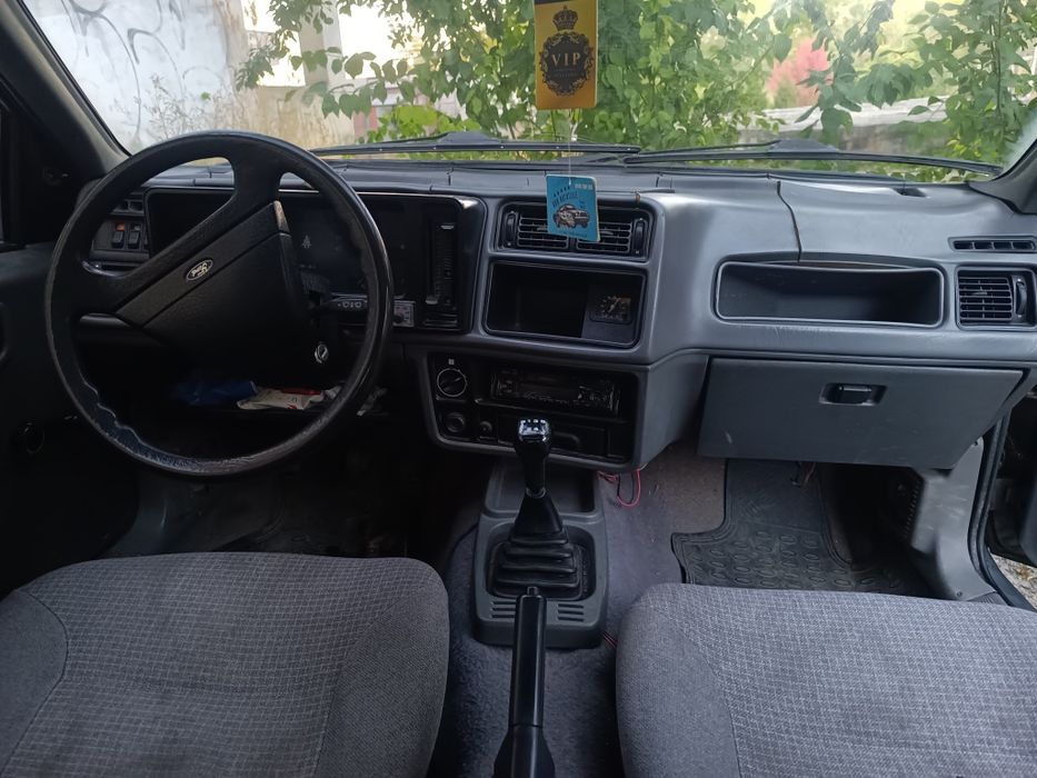 Ford Sierra Mk1 86 2.3 diesel hatchback