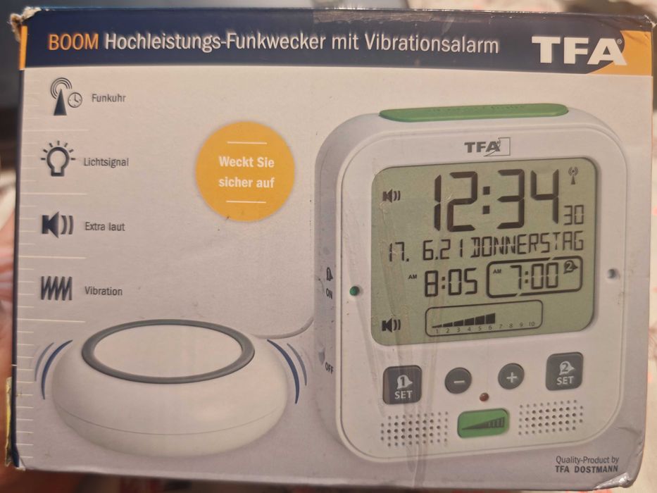 Продавам радио будилник TFA Dostmann BOOM с вибрационна подложка