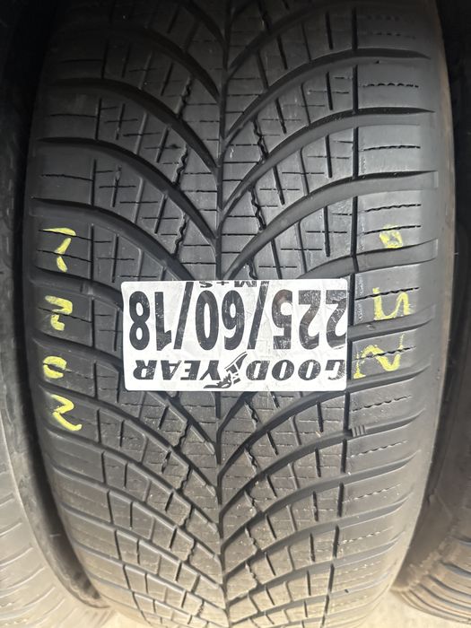 225/60/18 goodyar M+S