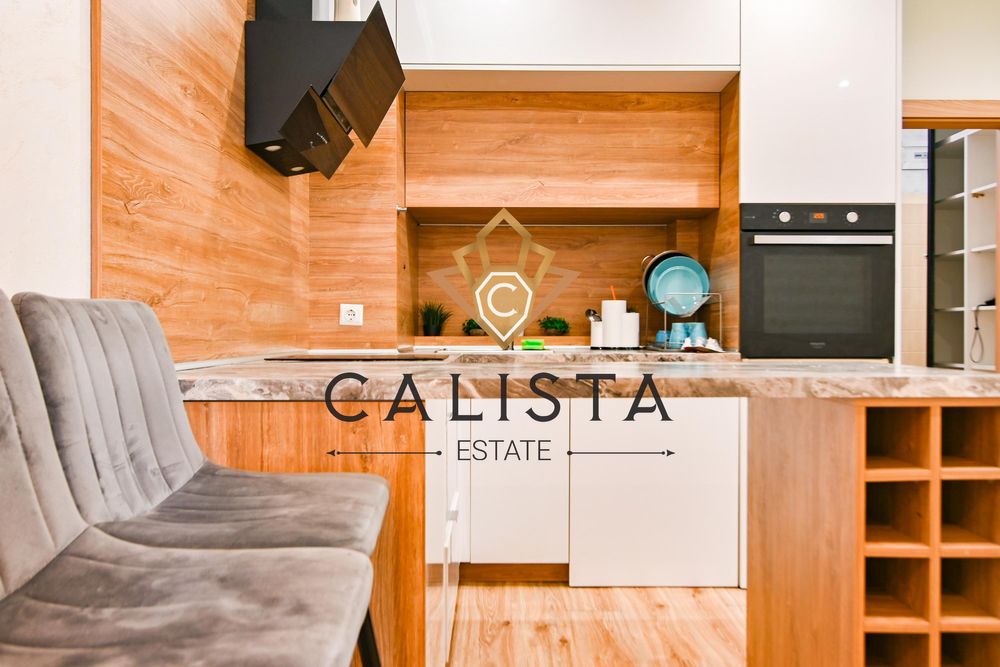 Дава се под наем Двустаен апартамент в София, Витоша - 53 кв.м за 697.17 € - Снимка #2