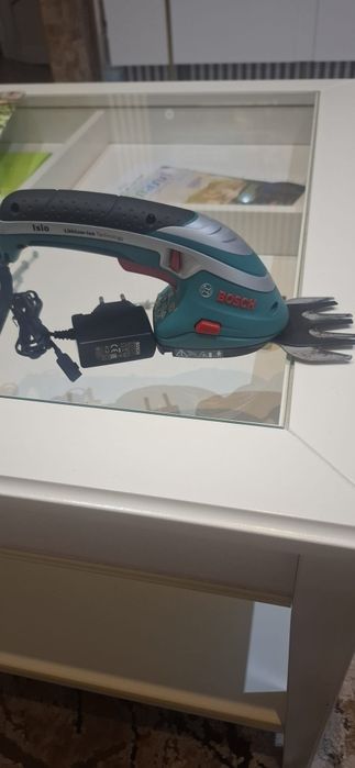 Foarfeca electrica bosch