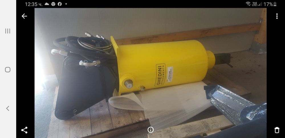 Унищужител-раздробител на пънове много силен