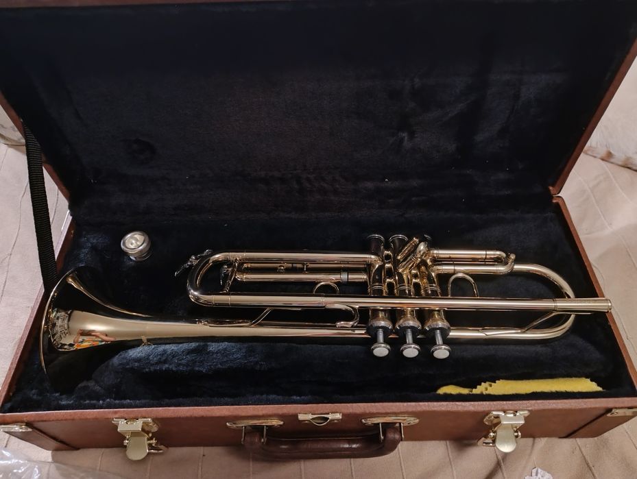 Trompeta Maxtone 1970 Bb – Gold Lacquer –  Nouă + Hard Case