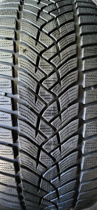 2 anvelope 245 40 18 goodyear ug performance 2018 7mm