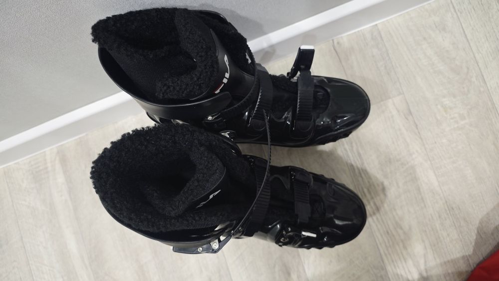 Коньки размер 41-42