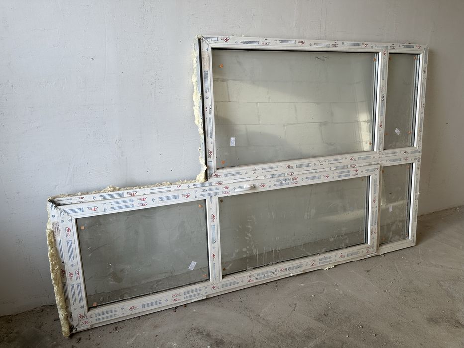 Продам входную дверь для балкона