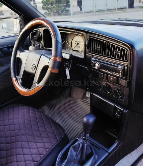 Продам Volkswagen Passat.