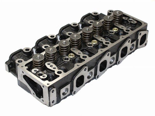 Головка блока  Nissan Cedric