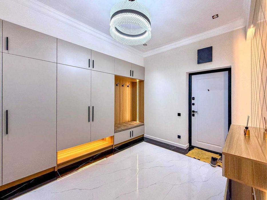 Махтумкули Продаётся 4-х комнатная квартира ЖК Poytaxt Residence
