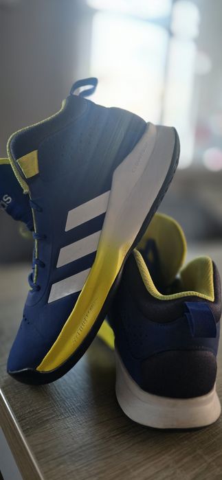Високи маратонки Adidas