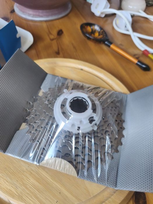 Casetă de pinioane Shimano