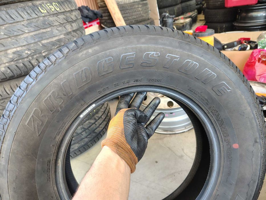 4бр.всесезонни гуми BRIDGESTONE 195 80 15 DOT19 цена за брой