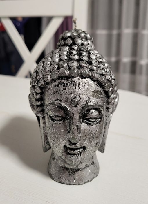 Lumanare in forma de cap de Buddha 3D