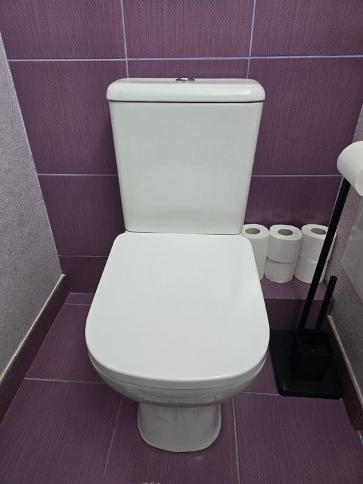 Продам рабочий унитаз в сборе