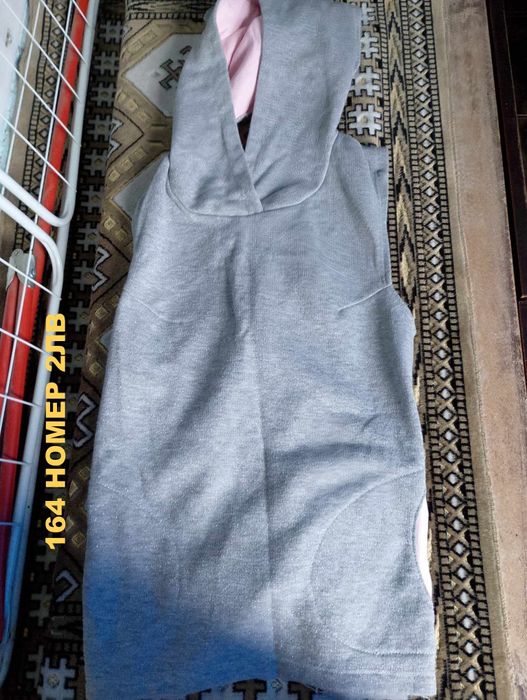 Дрехи за момиче якета рокли сака гащеризон 164 размер