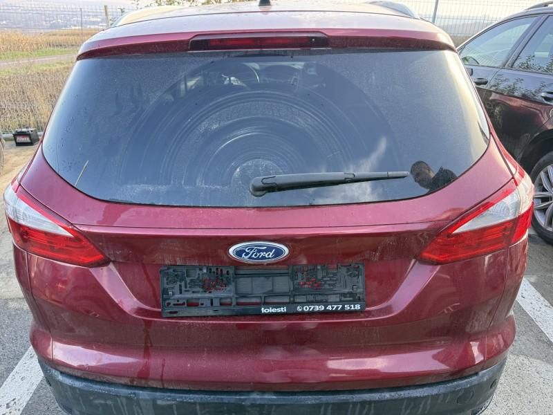 Haion cu luneta Ford Focus 3 facelift Break culoare red candy tint cc