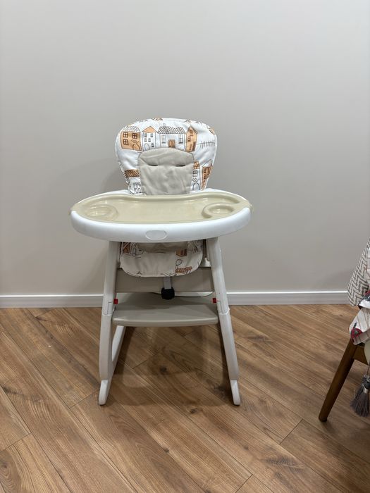 Продам детский стульчик - трансформер для кормления.