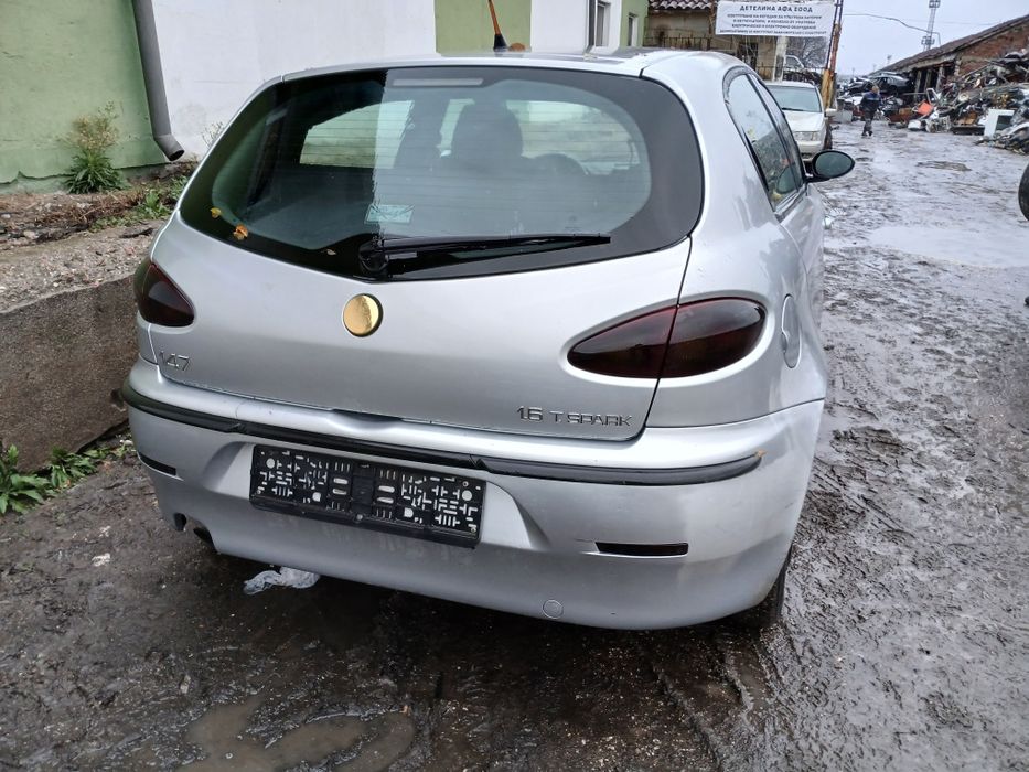 Alfa romeo 147   1.6 twin spark