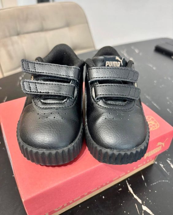 Adidasi Puma copii marimea 21