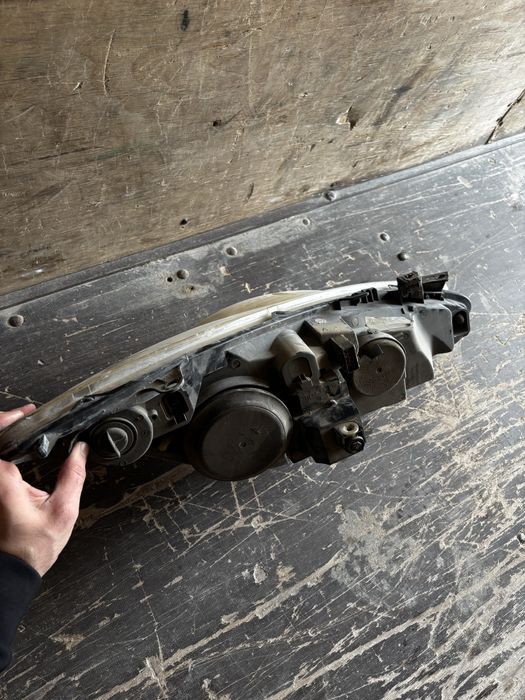 Продам фары от пежо 307