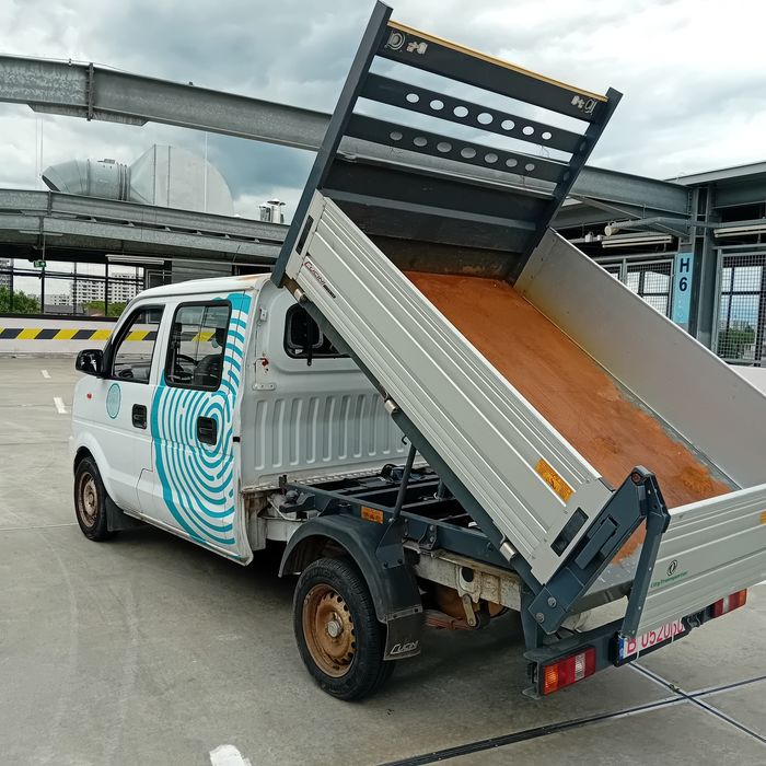 Vând autoutilitara basculabila