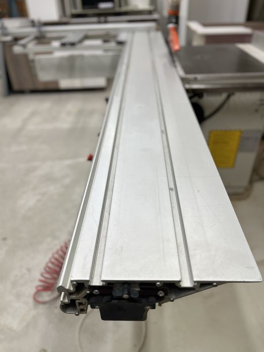 Италиянски форматен циркуляр 3200мм