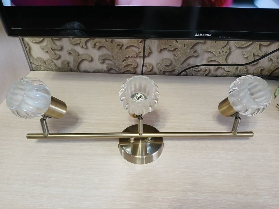 Светильник потолочный спот