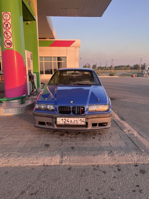 Продам бмв е36 320i