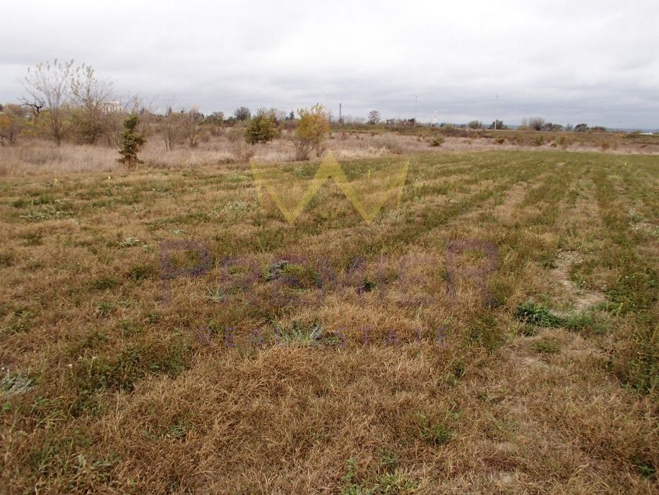 Продава се Парцел в Аксаково - 6610 кв.м за 32 €/кв.м - Снимка #3