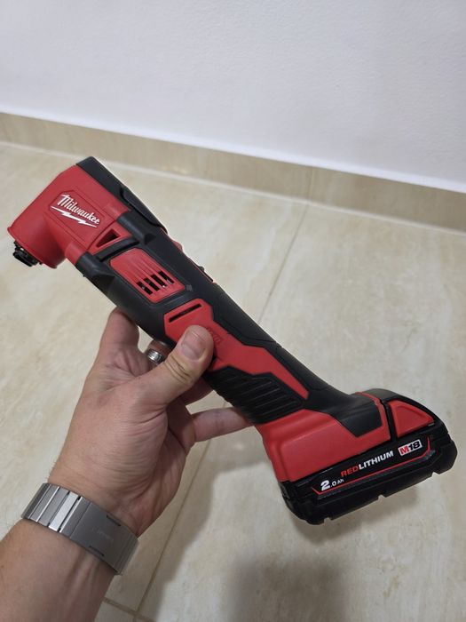 Multifuncțională multicuter Milwaukee M18 BMT