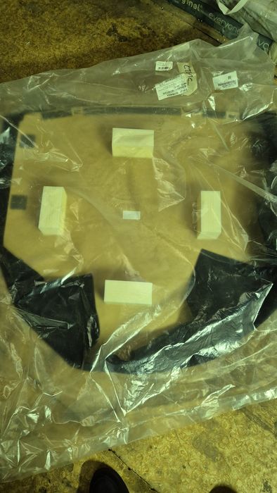 Полка в багажник Accent 21